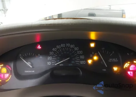 2002 Buick Century Custom из США, поврежденный, VIN 2G4WS52J521137672